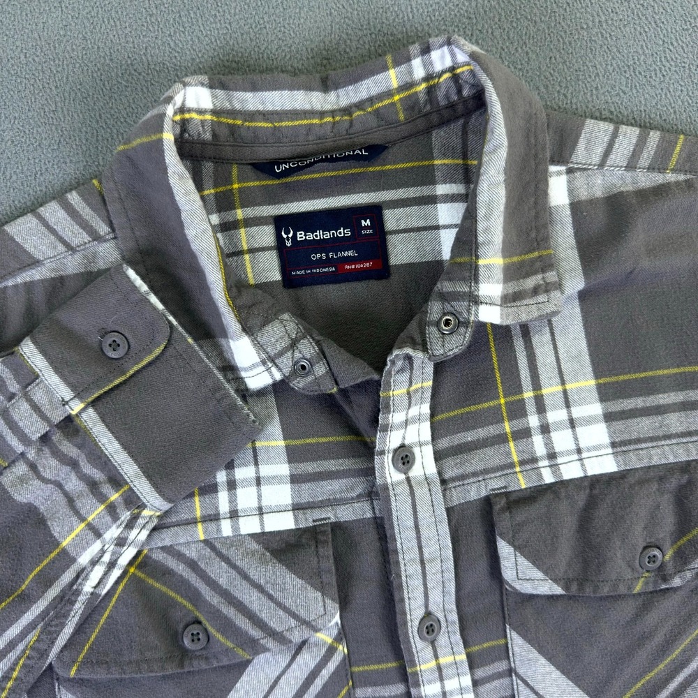 Badlands Ops Flannel Shirt Mens Medium Grey Yellow Plaid Outdoor‎ Tactical